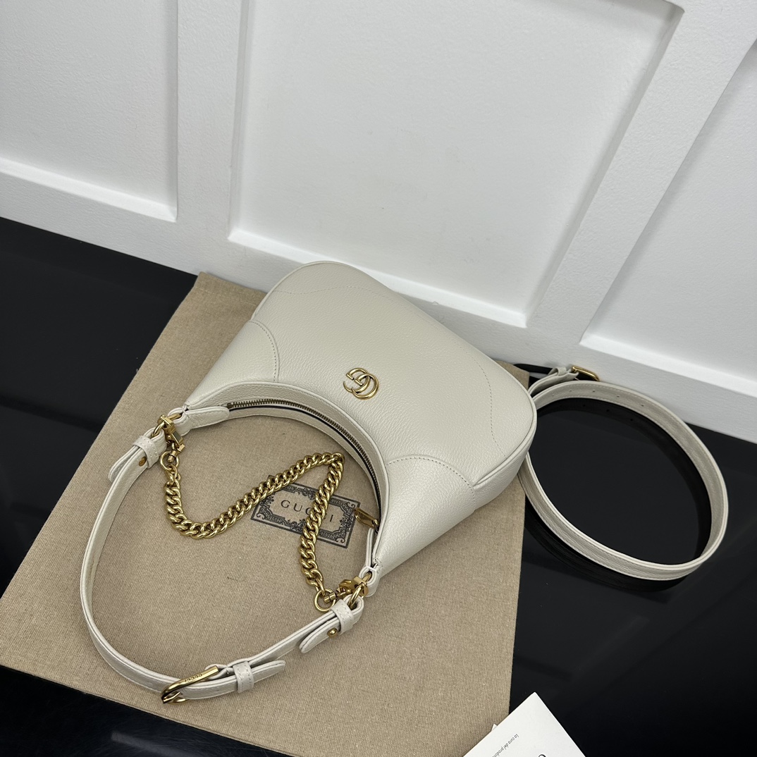 Gucci Hobo Bags